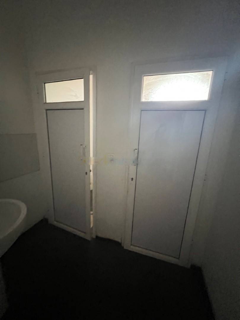Location Local F10 Birkhadem