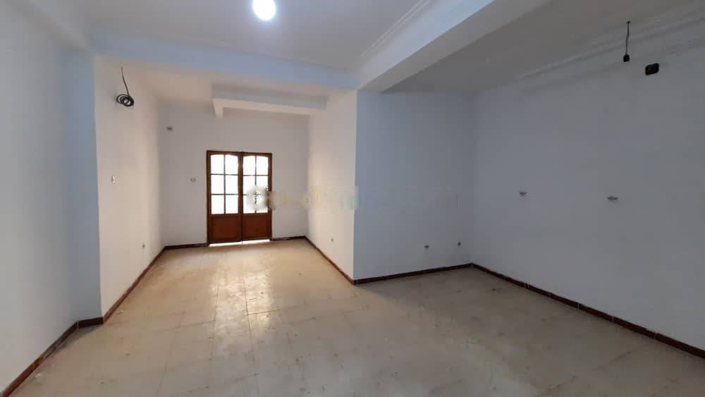 Location Niveau de villa F7 Kouba