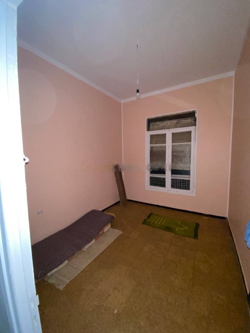 Location Appartement F3 Hussein Dey