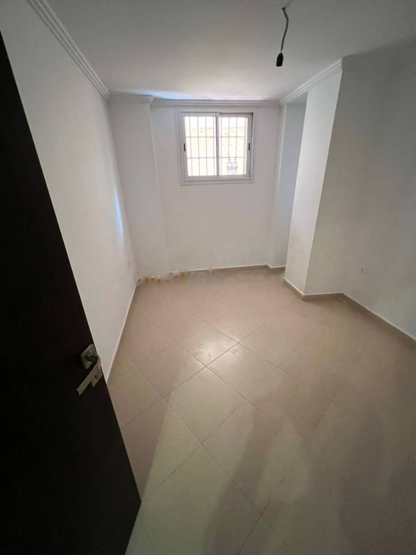 Location Appartement F4 El Achour