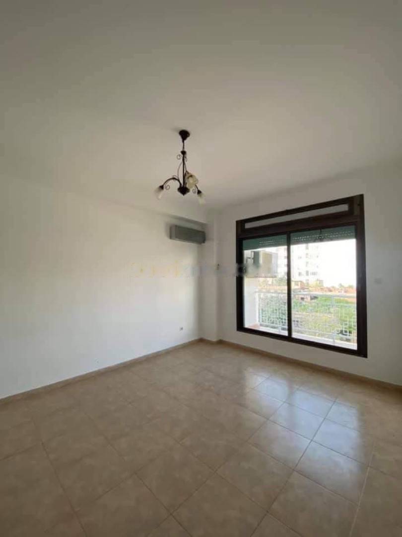 Location Appartement F4 Ben Aknoun