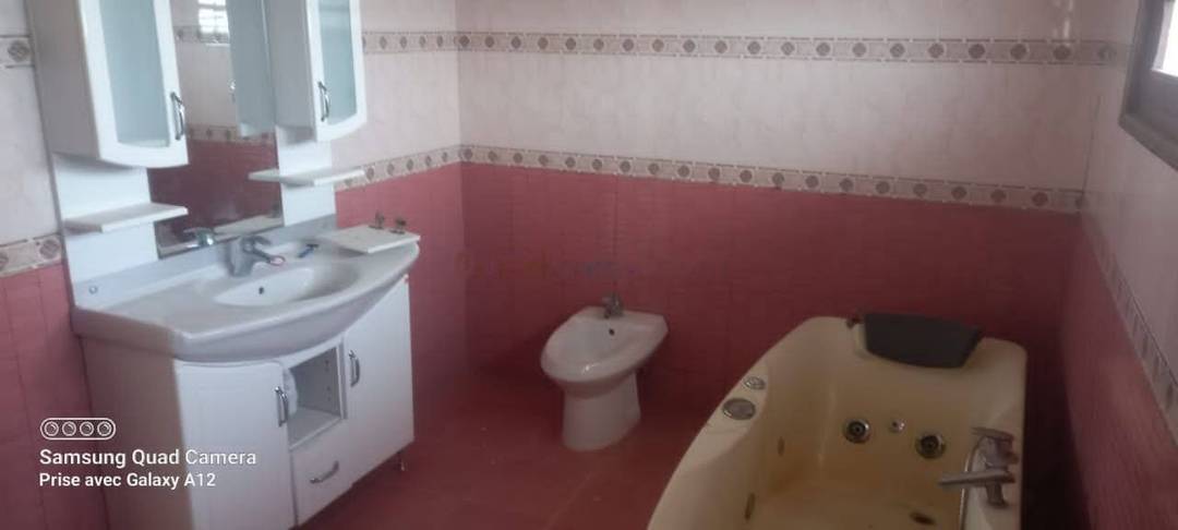 Location Appartement F7 Bir Mourad Rais