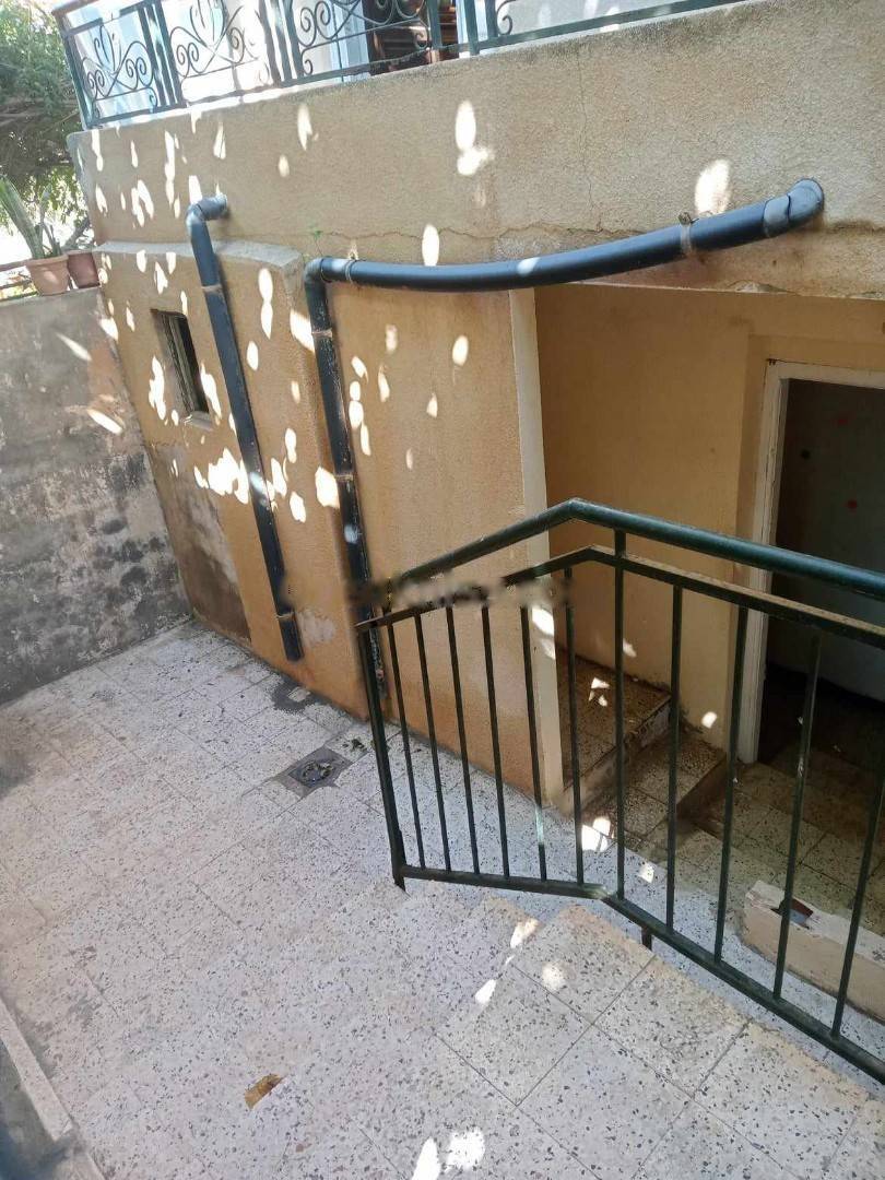 Location Niveau de villa F3 Ain Benian