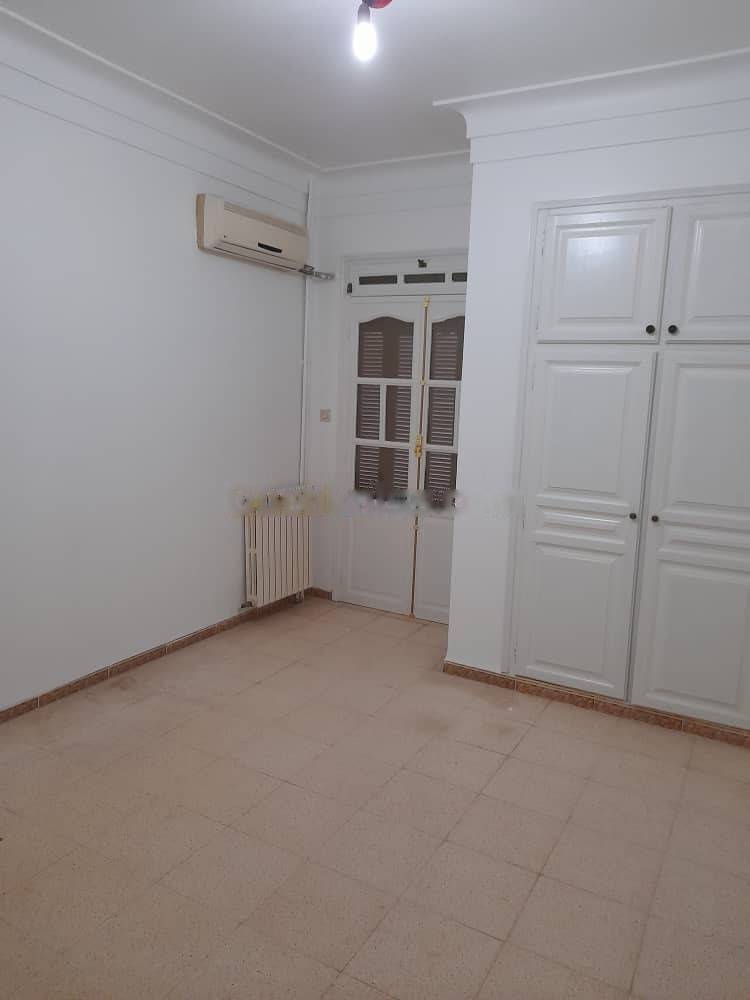 Vente Niveau de villa F4 Birkhadem