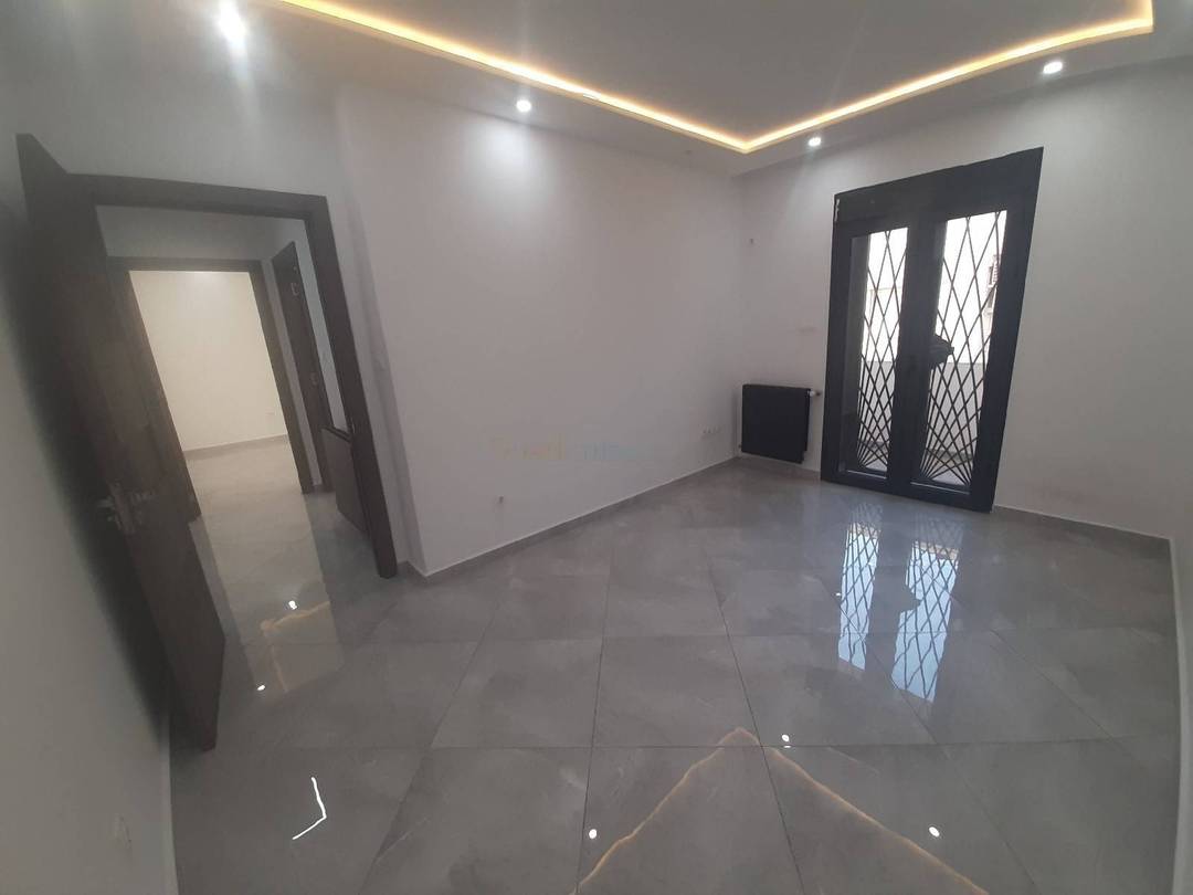 Location Appartement F4 El Achour