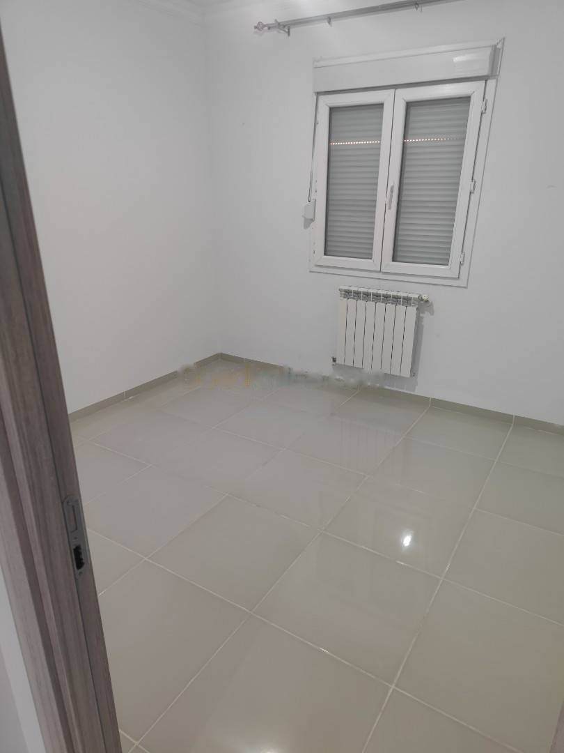 Location Appartement F5 Kouba