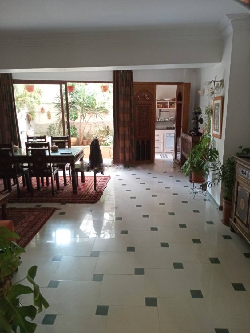 Location Appartement F4 El Achour
