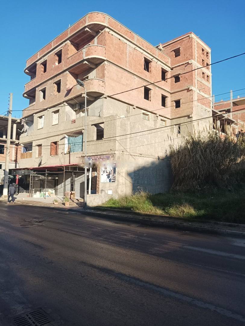 Location Local F4 Douera