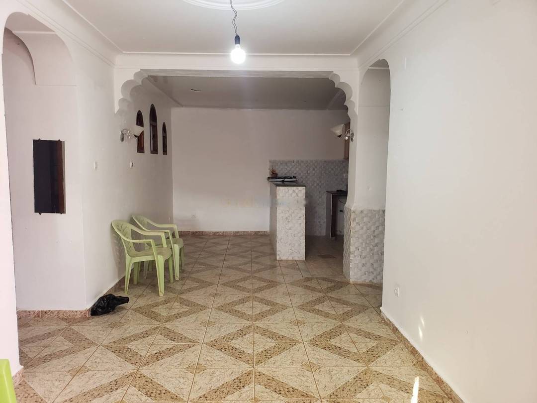 Location Niveau de villa F4 Bouzareah