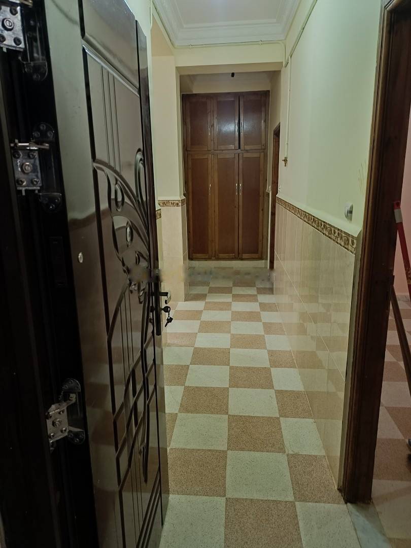 Location Niveau de villa F4 Bouzareah