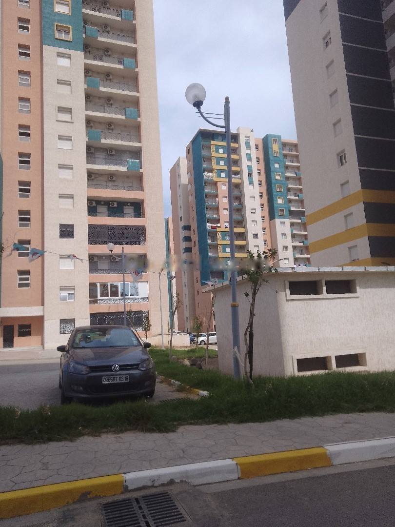 Location Appartement F5 Kouba
