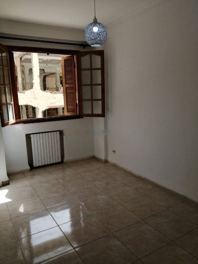 Location Appartement F3 Hydra