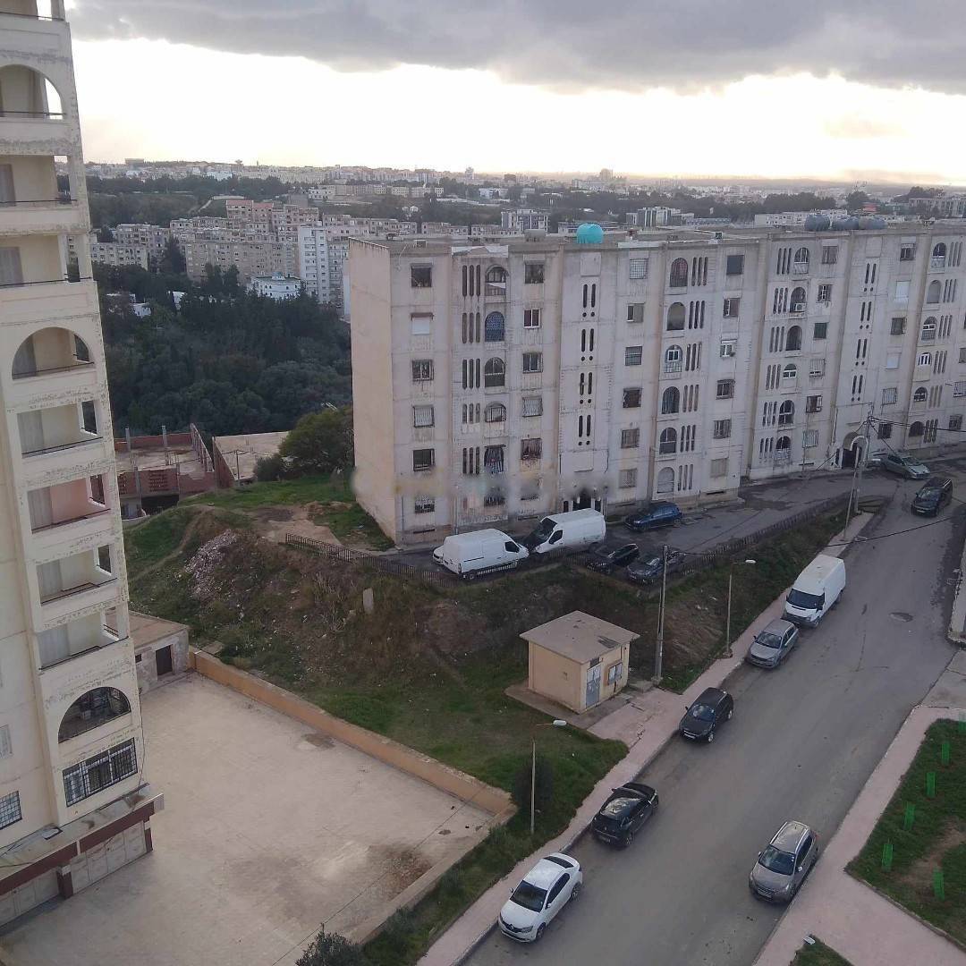 Location Appartement F4 Bouzareah