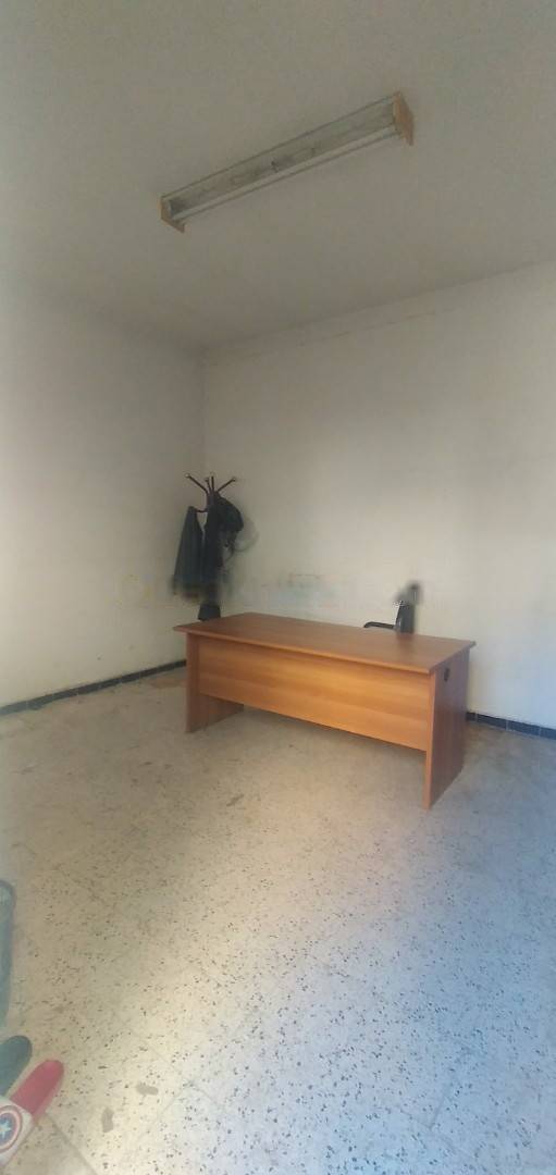 Location Local F2 Draria