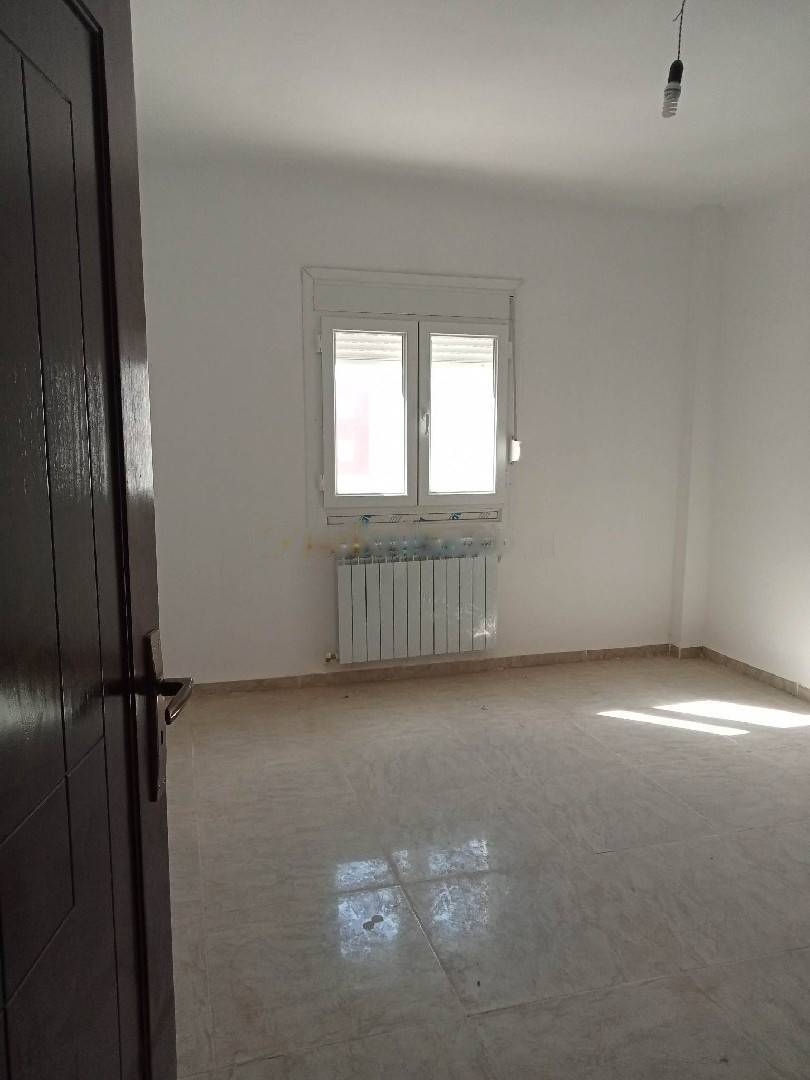 Location Appartement F4 Reghaia