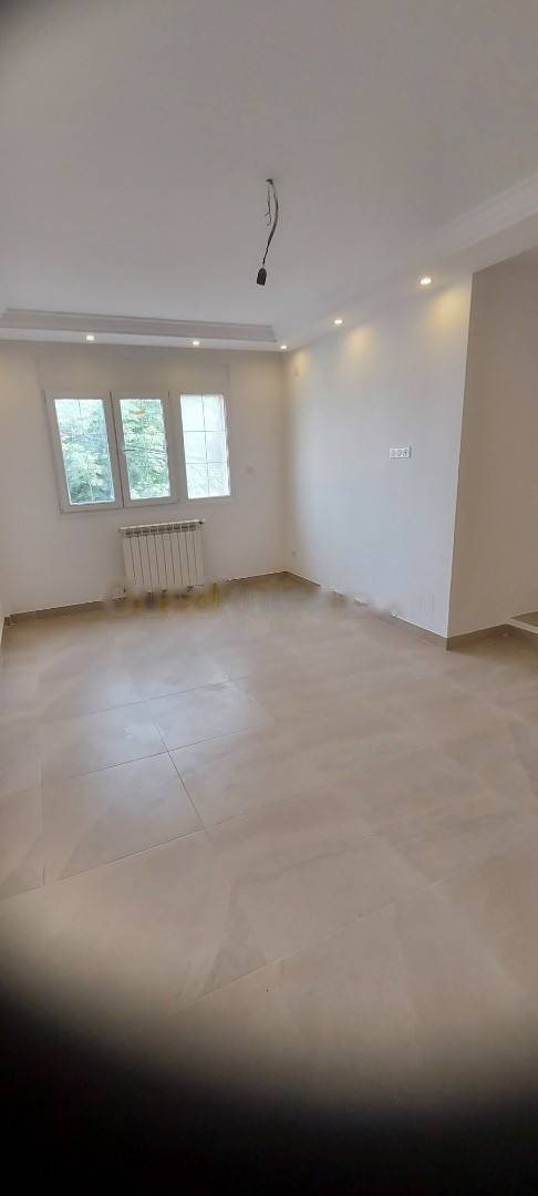 Location Appartement F3 Hydra