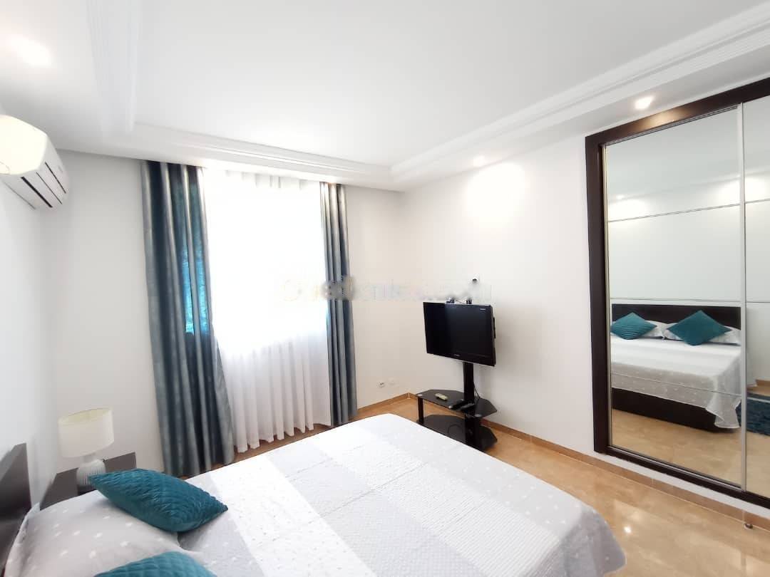 Location Appartement F4 Hydra