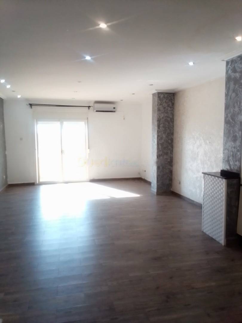 Location Appartement F3 Kouba