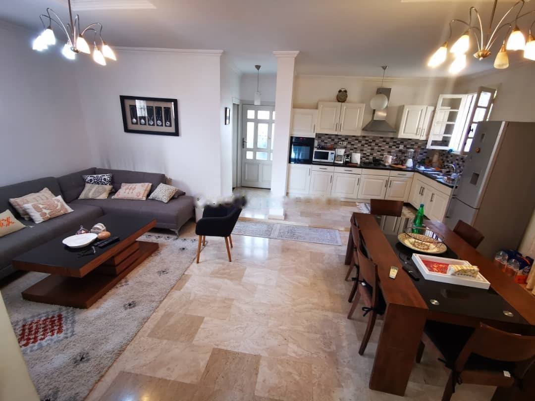 Location Appartement F2 Hydra