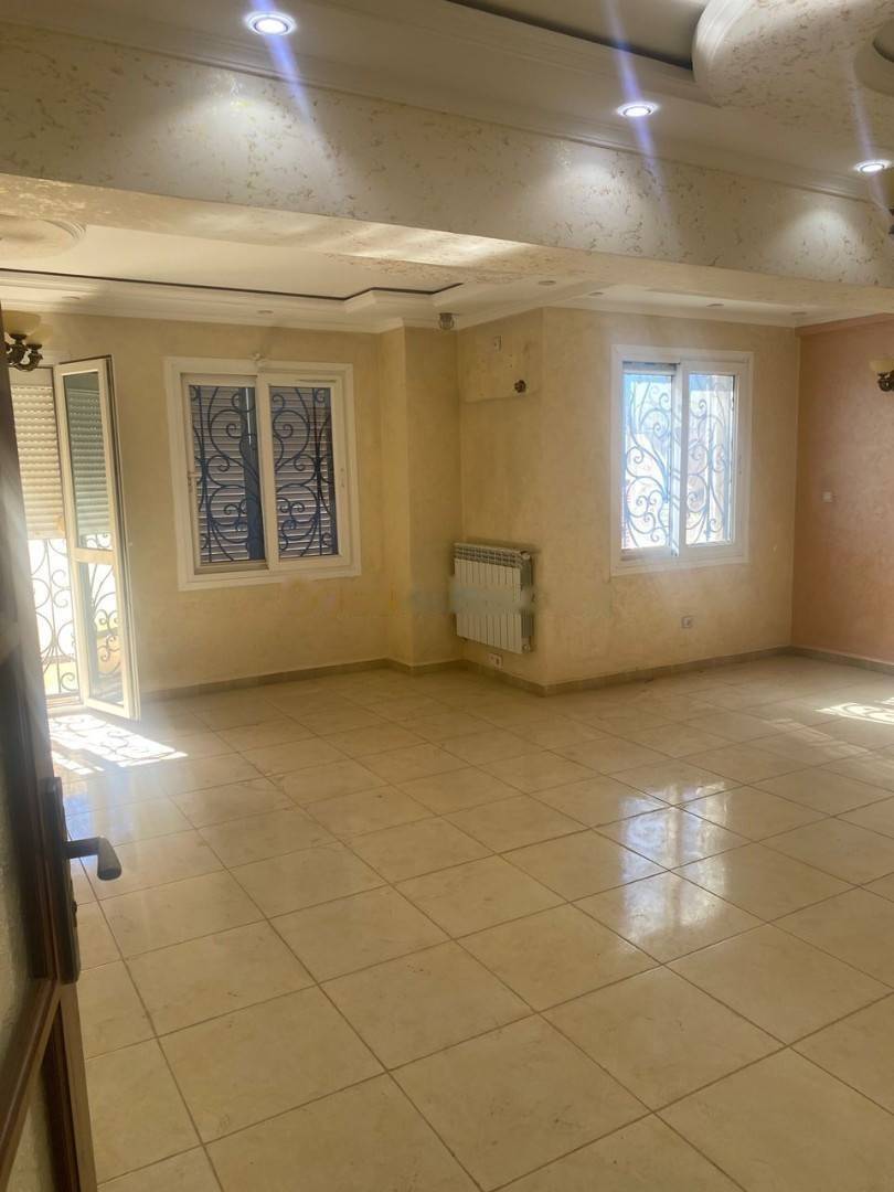 Location Appartement F4 Ouled Fayet