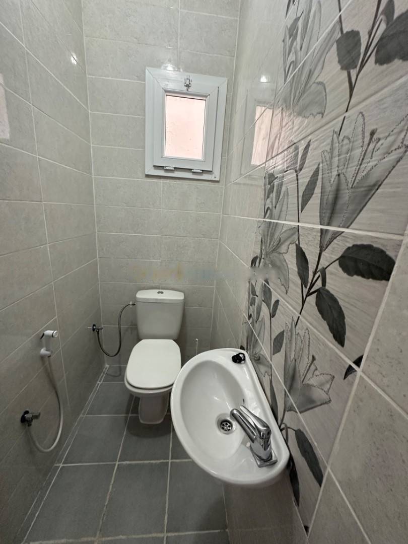 Location Appartement F4 Kouba