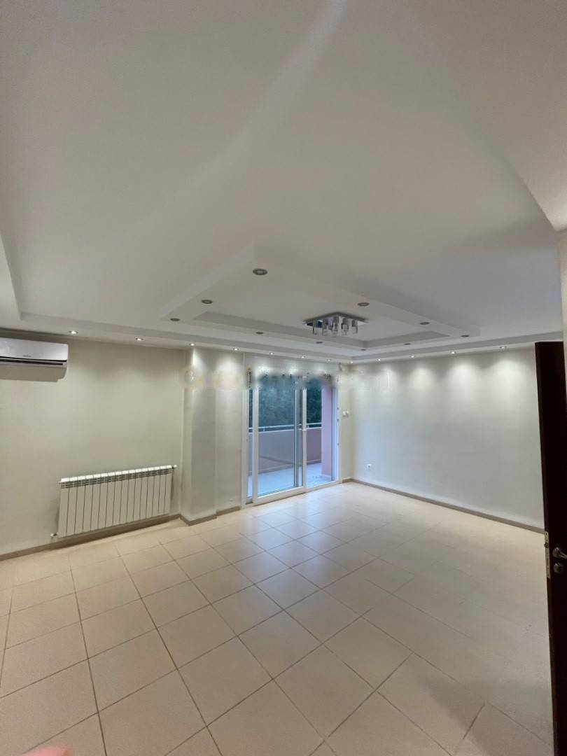 Location Appartement F3 Saoula