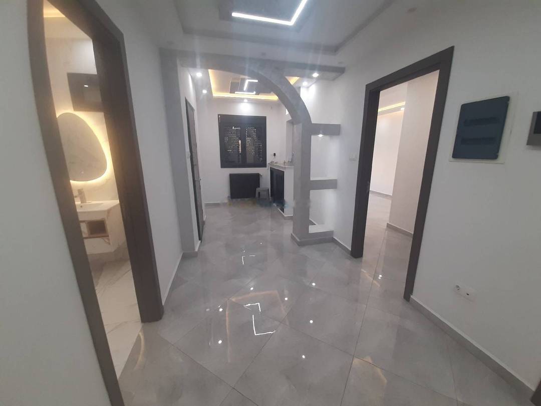 Location Appartement F4 El Achour