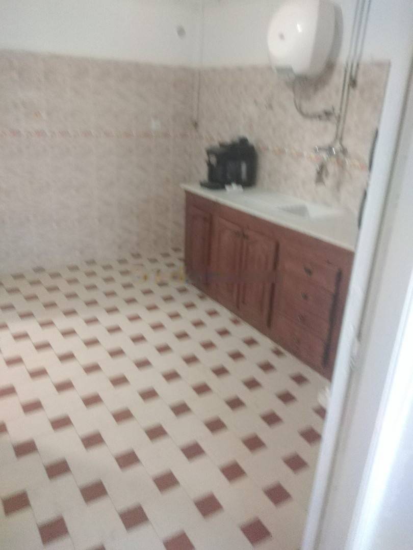 Location Appartement F3 Dar El Beida