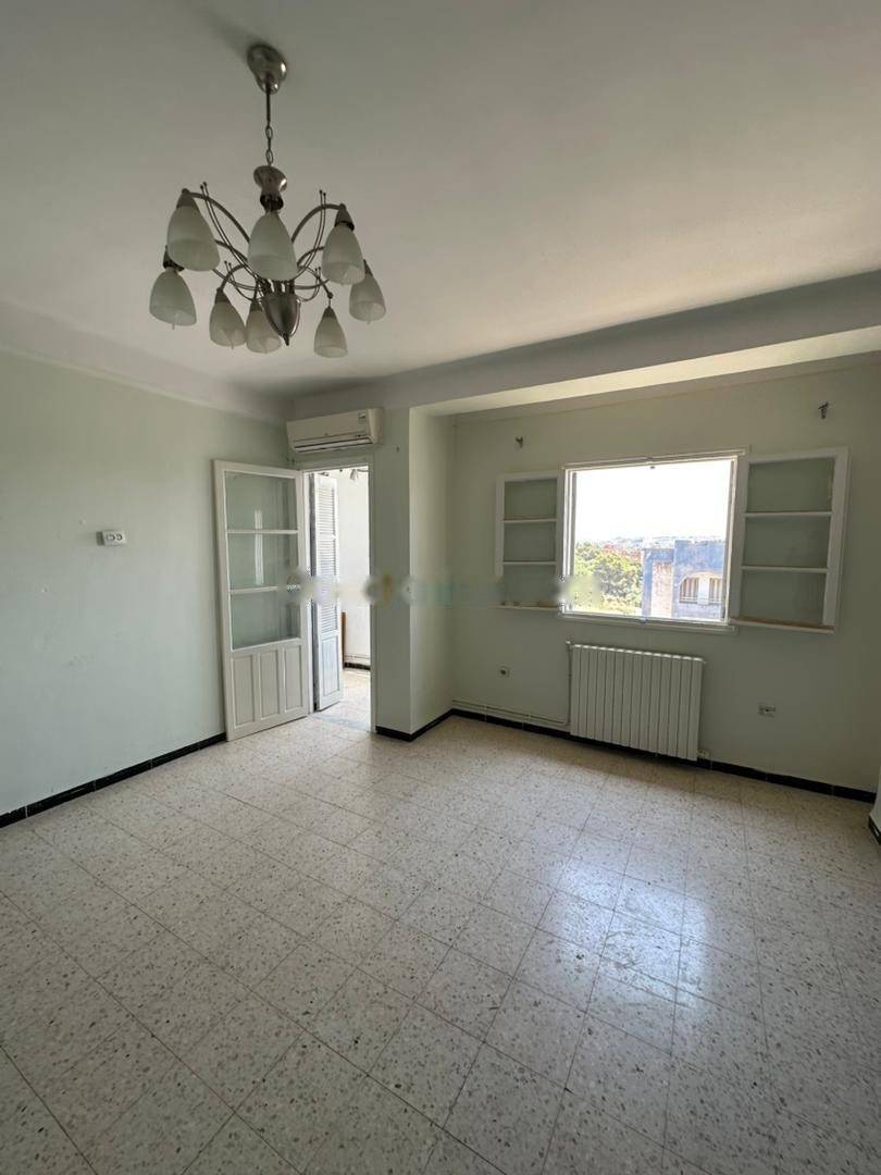 Location Appartement F04 Baba Hassen