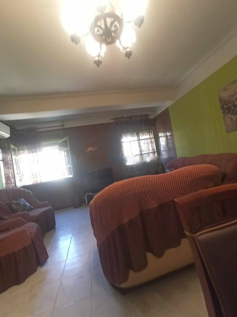 Location Appartement F4 El Achour