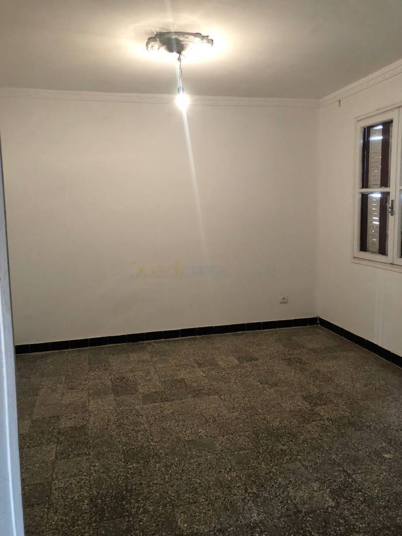 Location Appartement F4 Birtouta