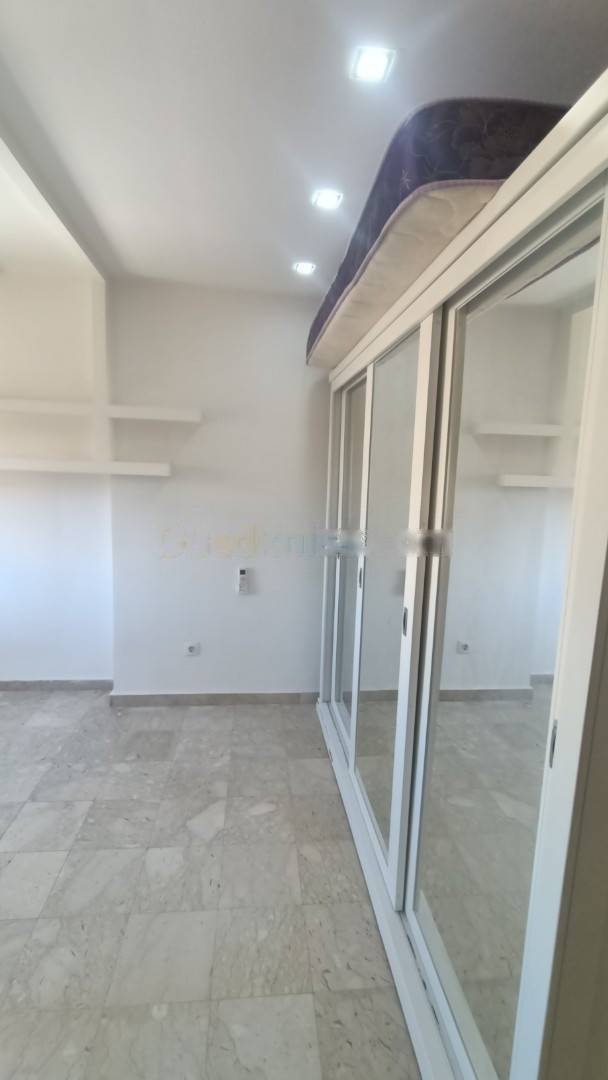 Location Appartement F4 Birkhadem