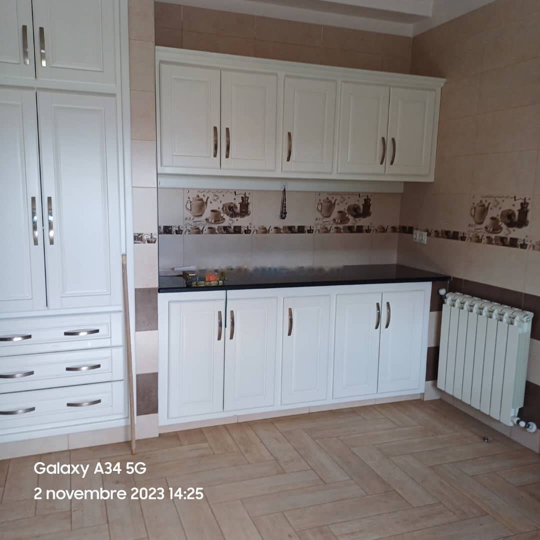 Location Niveau de villa F4 Birkhadem