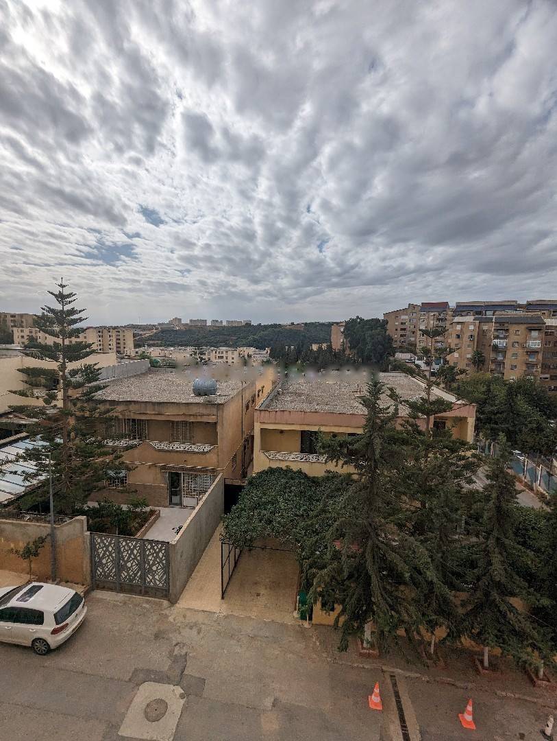 Location Appartement F4 Birkhadem