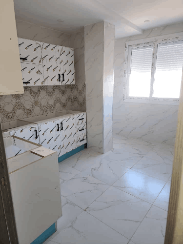 Appartement F3 à vendre – Centre-ville de Jijel (Algérie)