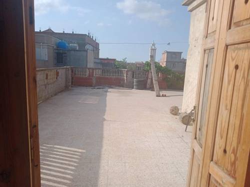 "فيلا تجارية راقية للبيع – موقع ممتاز"