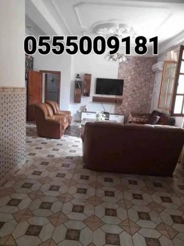 vente villa avec piscine F8  8 piece  chlef 3tawena 3.8