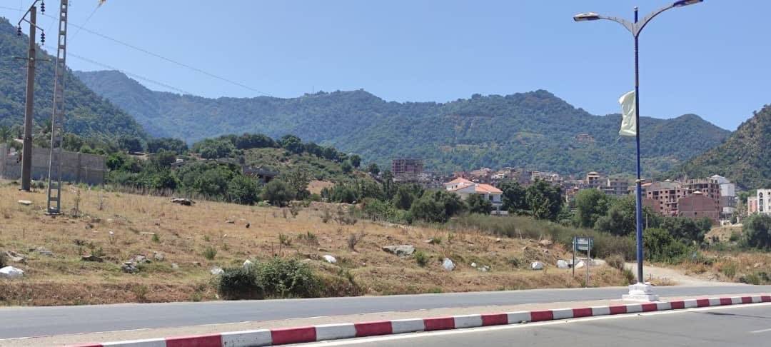 Terrain Urbain El Aouana