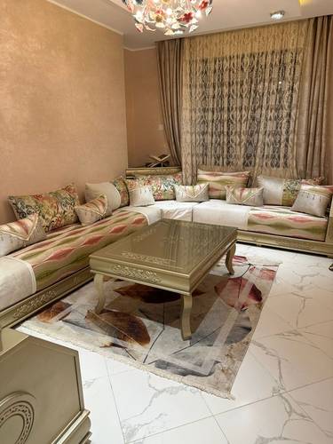  Appartement F4 de 125 m² 