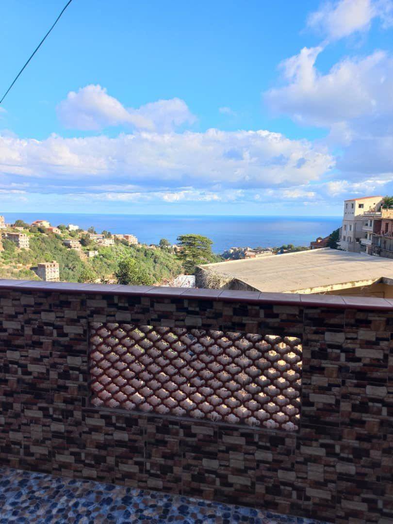 location Niveau de villa F4 a Bouzareah