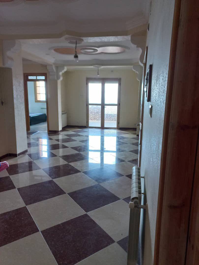location Niveau de villa F4 a Bouzareah