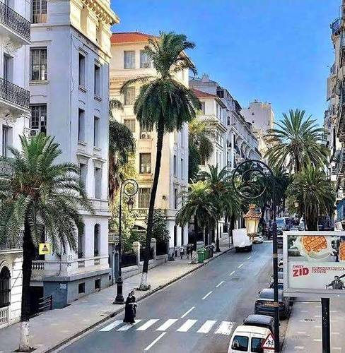 Vente appartement entre bvl5 & telemly 
