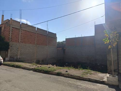 قطعة أرض للبيع بعين طريق في سطيف