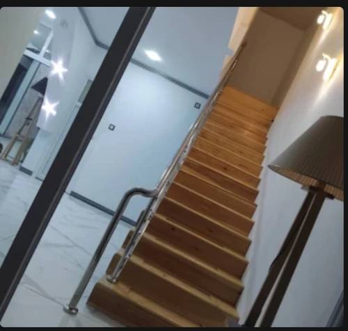 Villa à côté de la mer avec piscine 