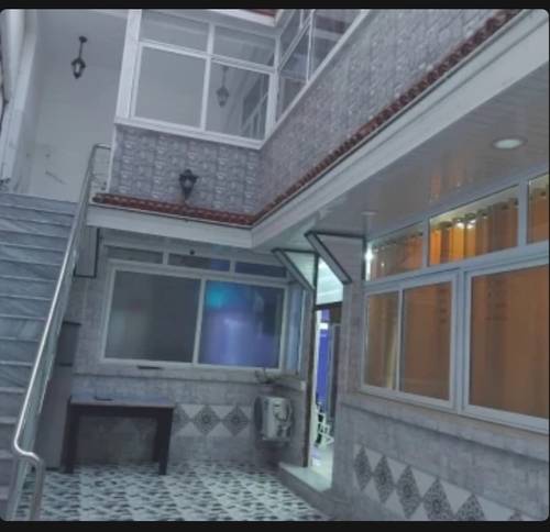 Villa à côté de la mer avec piscine 