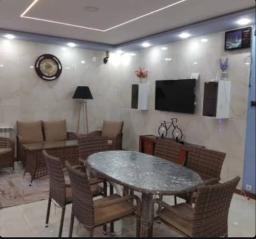 Villa à côté de la mer avec piscine 