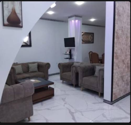 Villa à côté de la mer avec piscine 