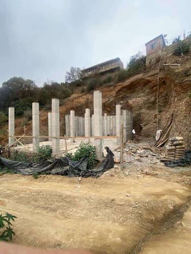  Carcasse avec piliers