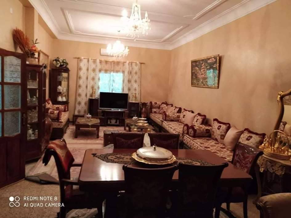 A vendre villa R+1 actée 160m2 à belgaid Oran Algérie 