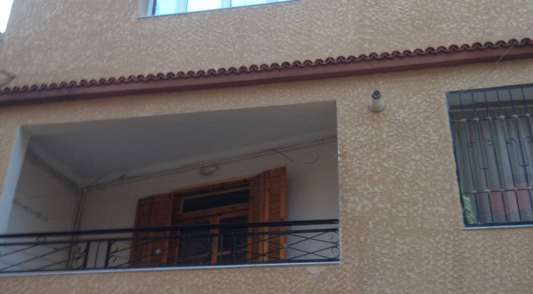 La vente d'une villa à Bejaia, ihddaden ouedda  pour un prix de de 2 milliard 800